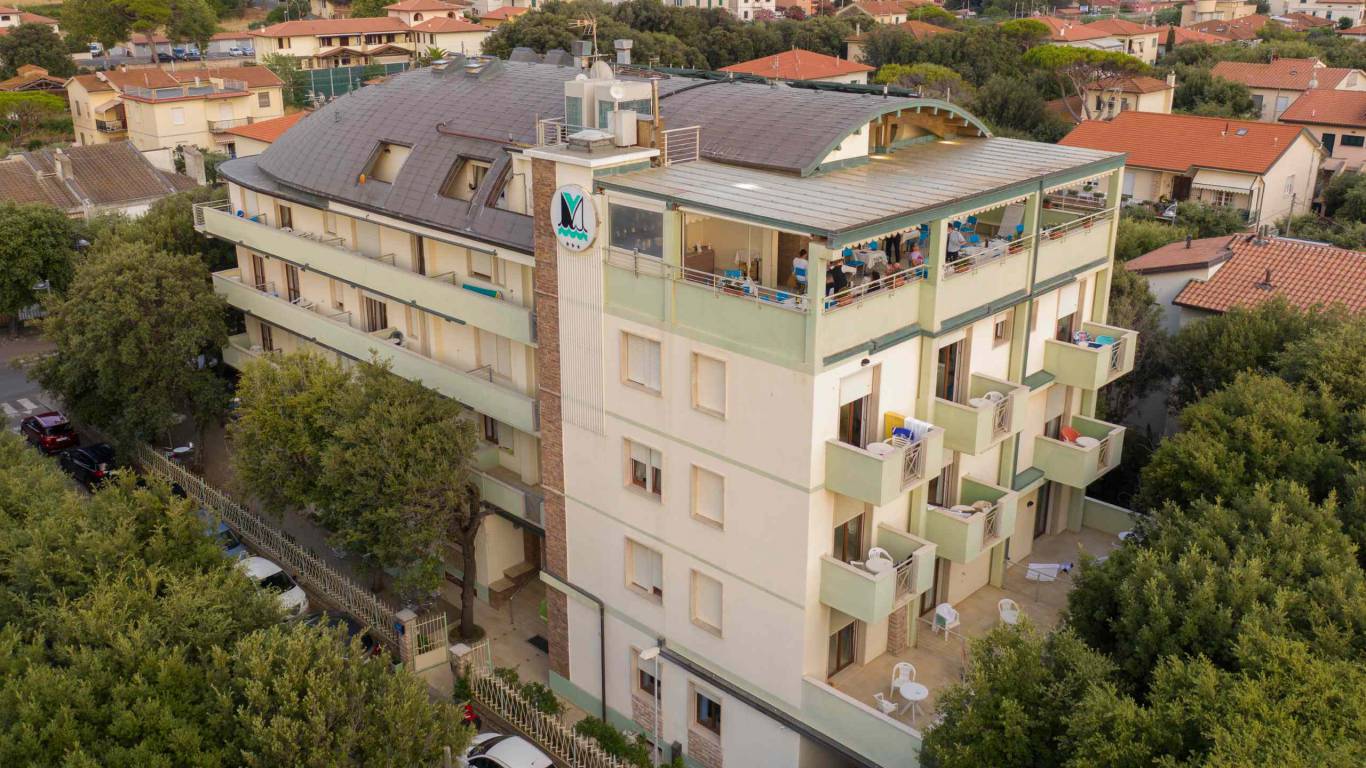 Hotel-Villa-Marcella-San-Vincenzo-Livorno-Hotel-dallaltro-2