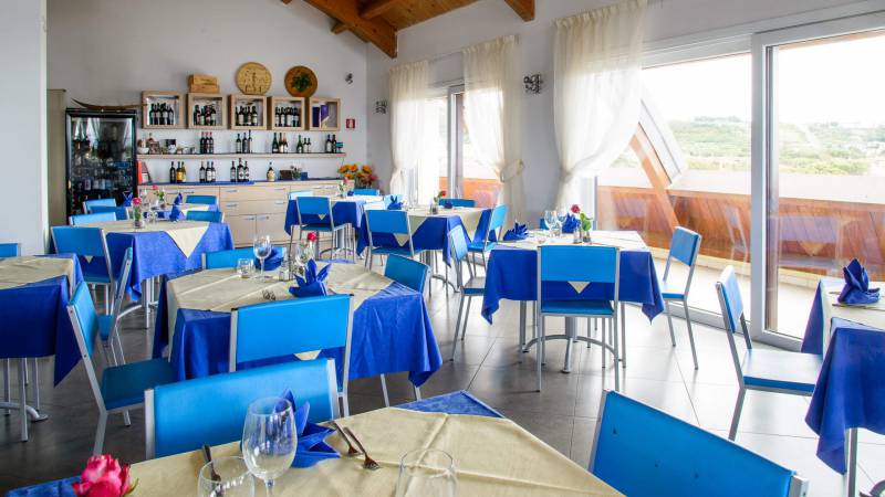 Hotel-Villa-Marcella-San-Vincenzo-Livorno-Ristorante-Quartocielo