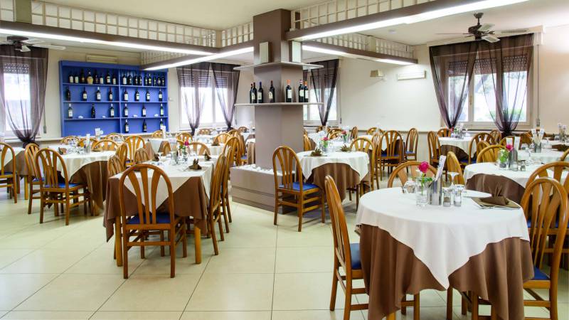 Hotel-Villa-Marcella-San-Vincenzo-Livorno-41-Restaurant